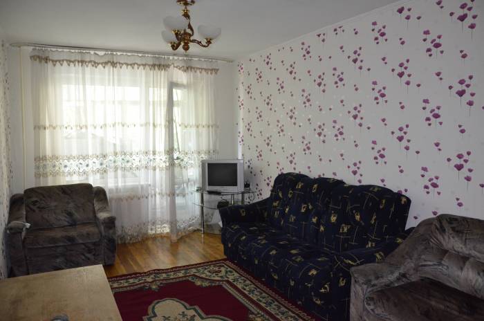 Сдам 2-х комнатную квартиру по суточно, Бухар жырау 27,  Коктем-1, фотография 1