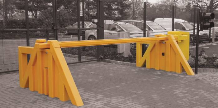 Шлагбаумы в Усть-Каменогорске, фотография 4