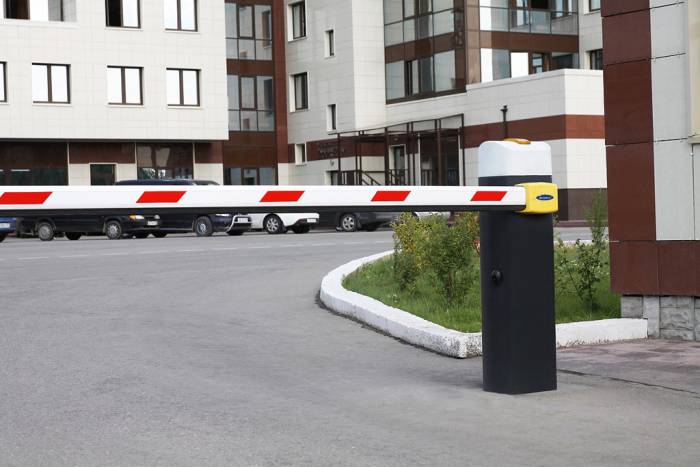 Шлагбаумы в Усть-Каменогорске, фотография 7