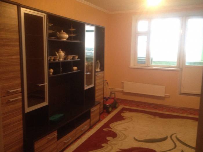 Продам 4-х комнатную квартиру в центре , фотография 1