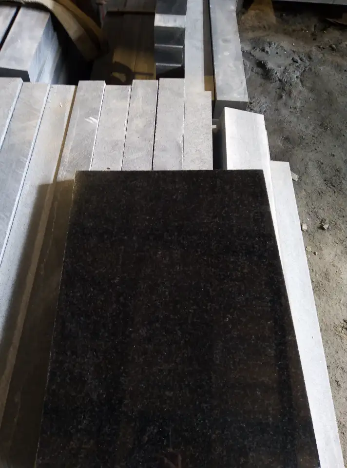 Гранитные памятники оптом, фотография 4