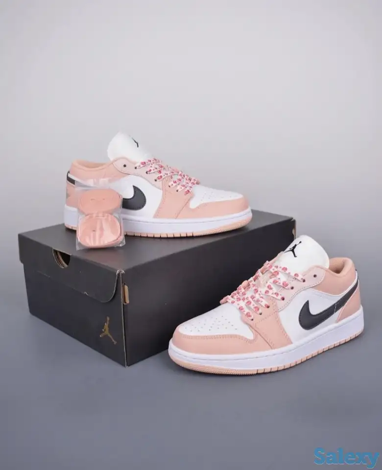 Кроссовки, фотография 6