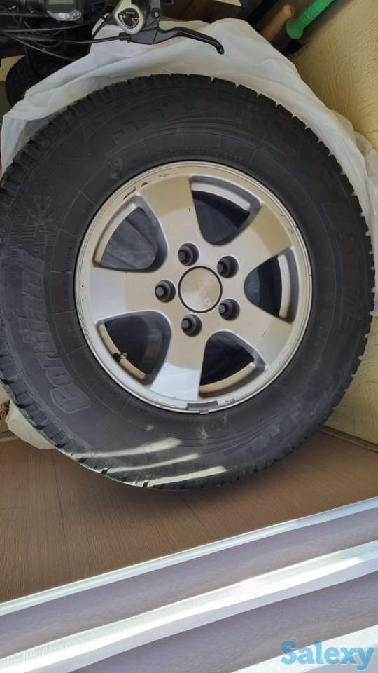 Диски с резиной, фотография 1