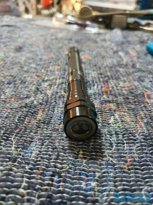 Черный фонарик выдвижной, фотография 1