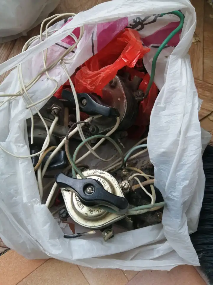 Продам автоматические выключатели и пакетные выключатели, фотография 2