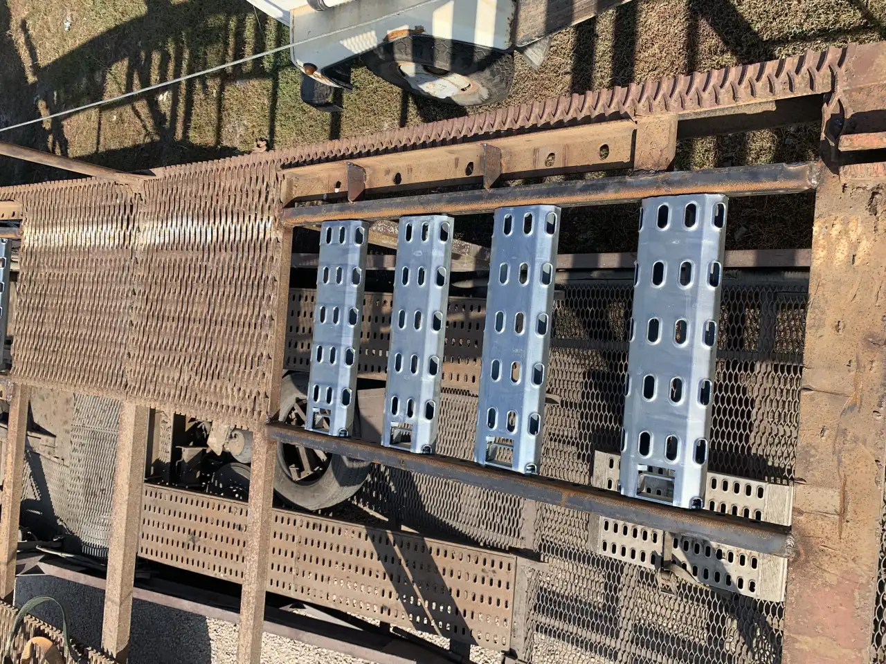 Провалы для прицепа автовоза, фотография 3