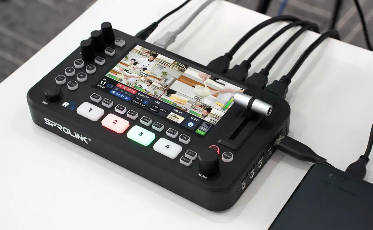 Видео микшер Sprolink Neolive r2plus дисплеем для стримов новый, фотография 2