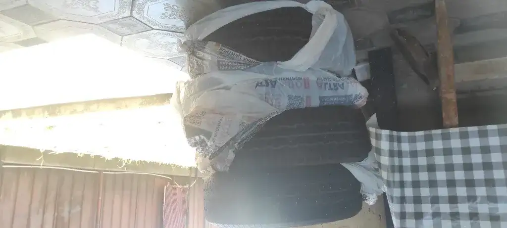 Шины Б.У Срочно, фотография 3