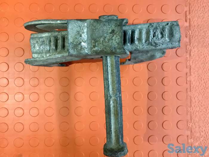 Универсальный замок для крупнощитовой опалубки пилосио, трио, крокодил, фотография 6