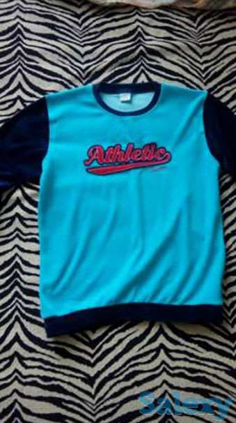 Продам толстовку, велюровая, фотография 1