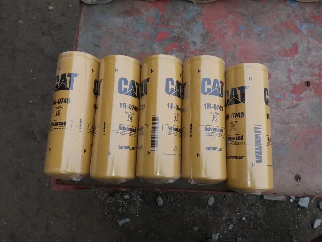 Фильтра топливные-воздушные-масляные на спецтехнику Caterpillar, фотография 2