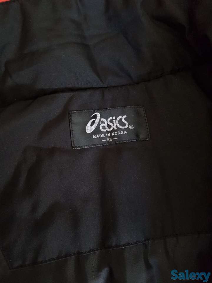 Женская куртка Asics, фотография 5