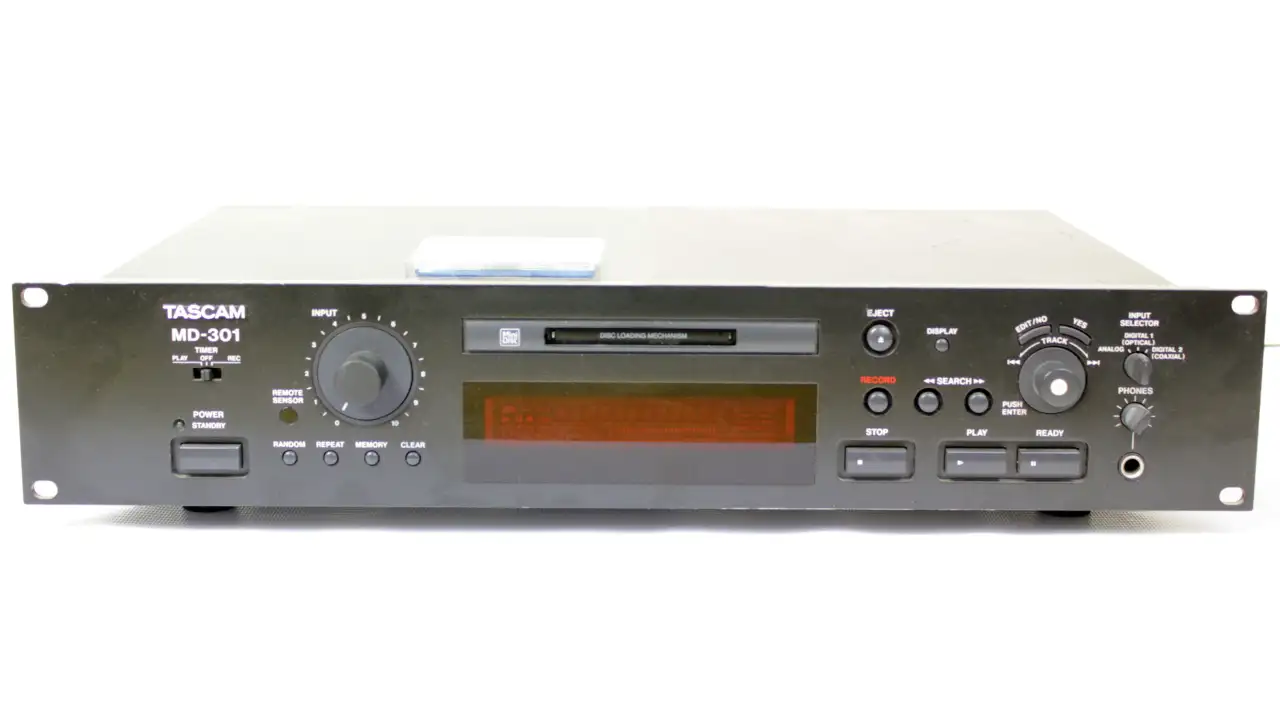 Минидисковая дека Tascam MD-301, фотография 1