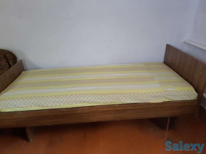 Кровать, фотография 1