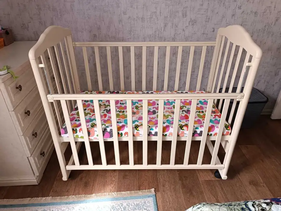 Продается детская кровать на колесиках, фотография 2