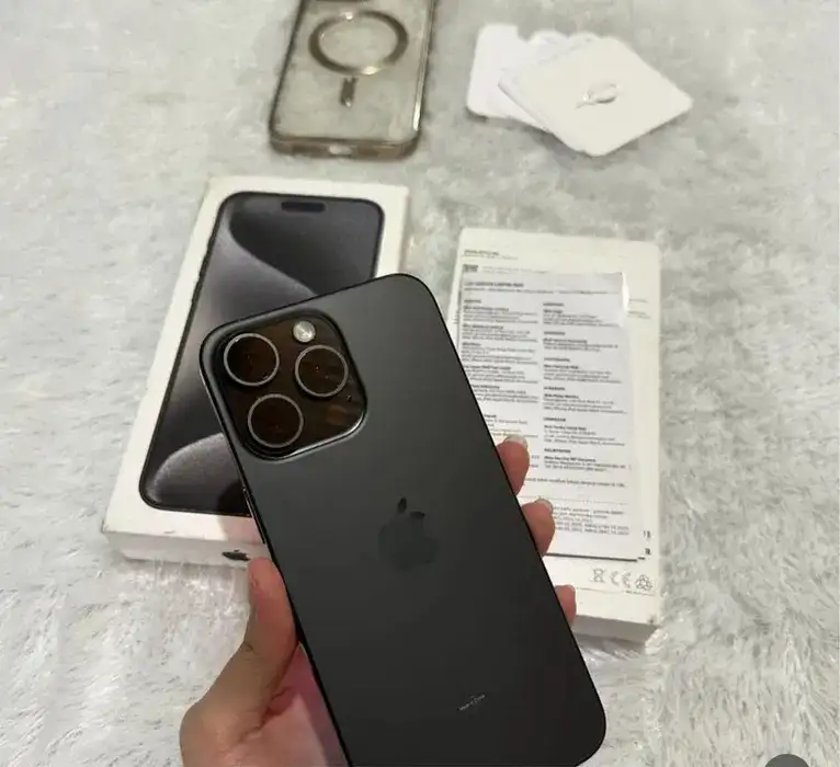 iphone 15pro Max Black titan 256gb, фотография 1