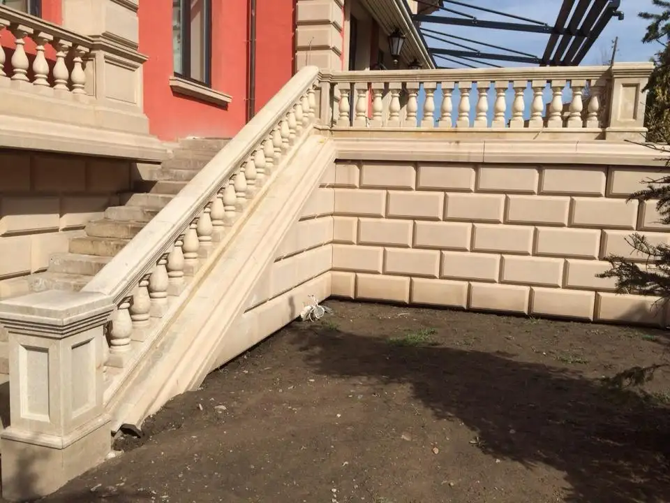 Изготовление балюстрад для лестниц на заказ. Из мрамора, гранита, травертина. Эскизы и замеры, фотография 4
