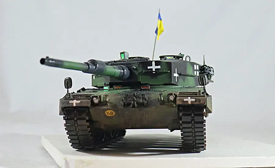 Модели танков Леопард 2А4 и Меркава 3Д от Хобби Босс 135, фотография 4