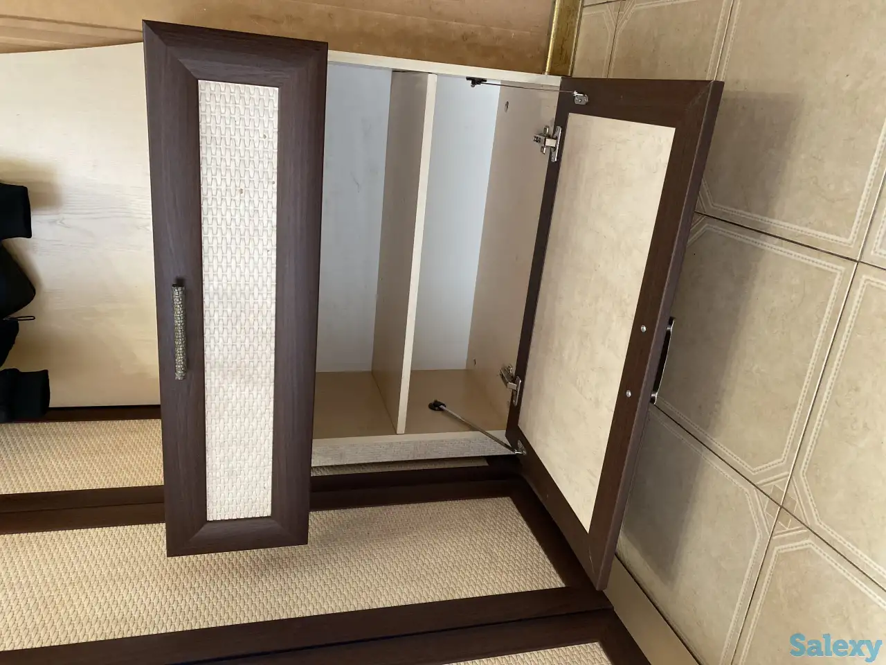 Продам прихожую в хорошем состоянии!, фотография 4