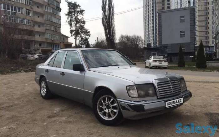 Mercedes-Benz E260, фотография 1