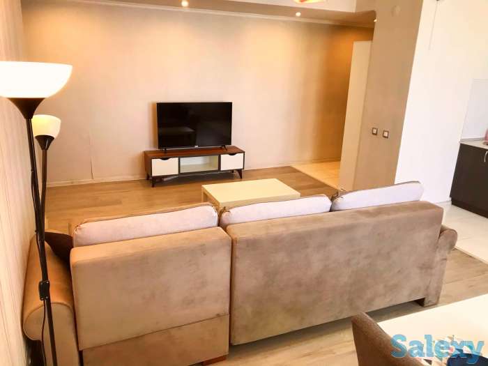 2- комнатная квартира посуточно на Розыбакиева 289 в ЖК 