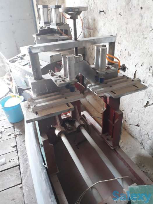 Станки для пластиковых окон, фотография 4