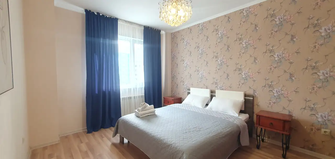 2-х комн.кв с 2-мя кроватями и раскладным диваном в центре, фотография 1