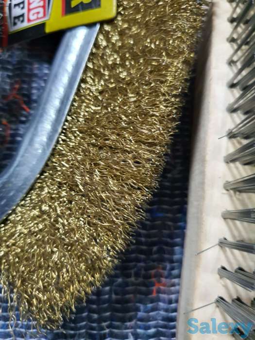 Щетка металлическая оцинкованная, дерев и пластиковая ручка MATRIX, фотография 3