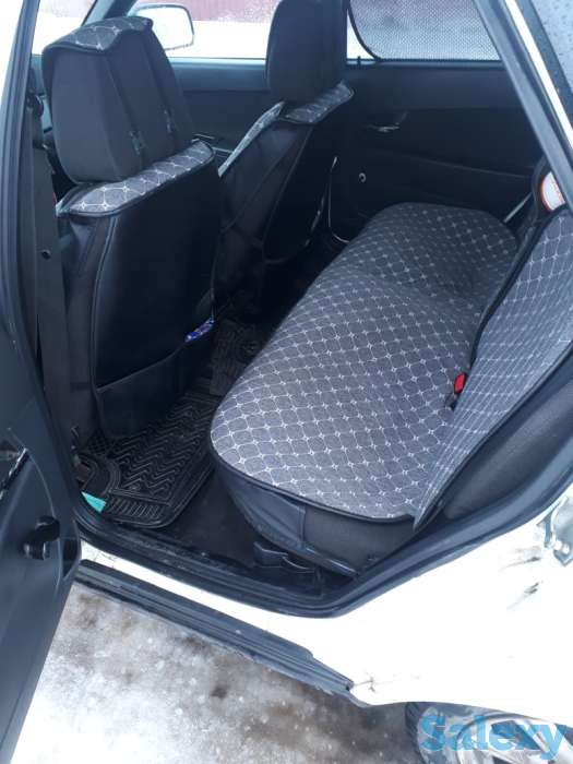 Продаю машину за в хорошим состояния звонить реальным покупателем не беспокоить просто так обмен не подлежит, фотография 1