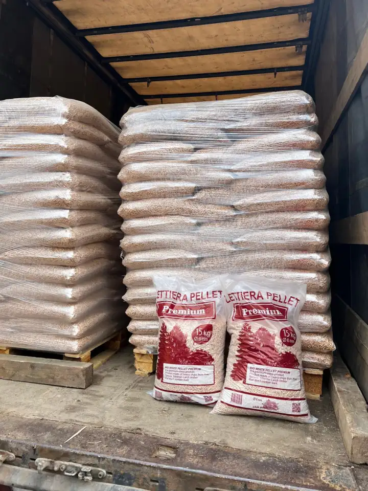 Топливные гранулы пеллеты белые древесные, фотография 1