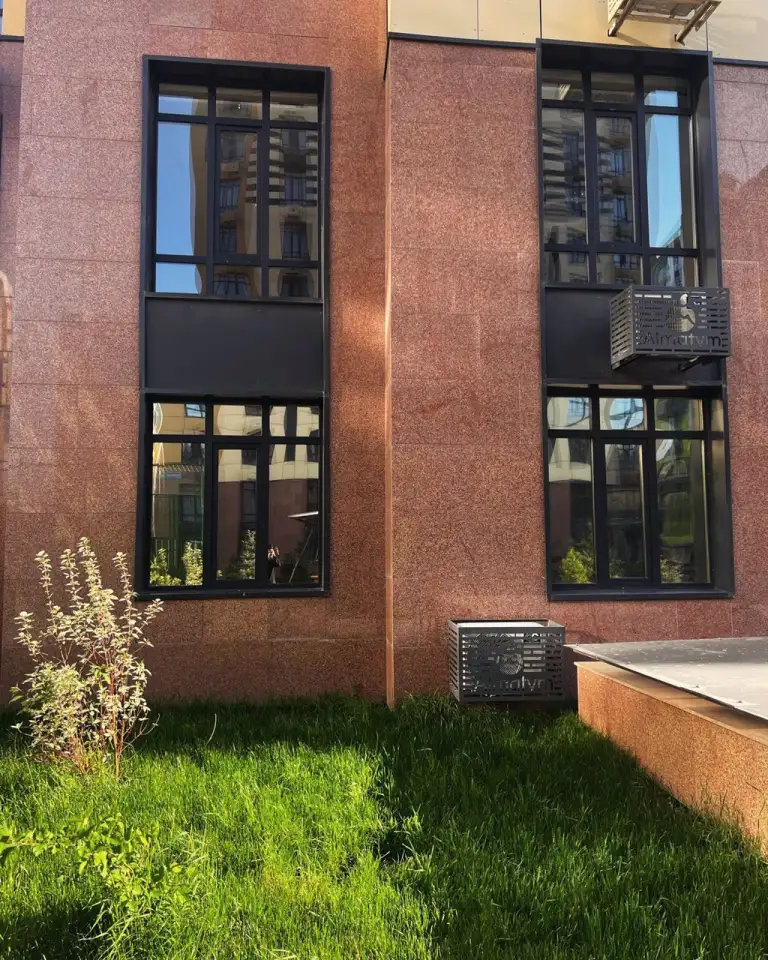 Тонировка окон, балконов, витражей, перегородок, душевых кабин, фотография 6