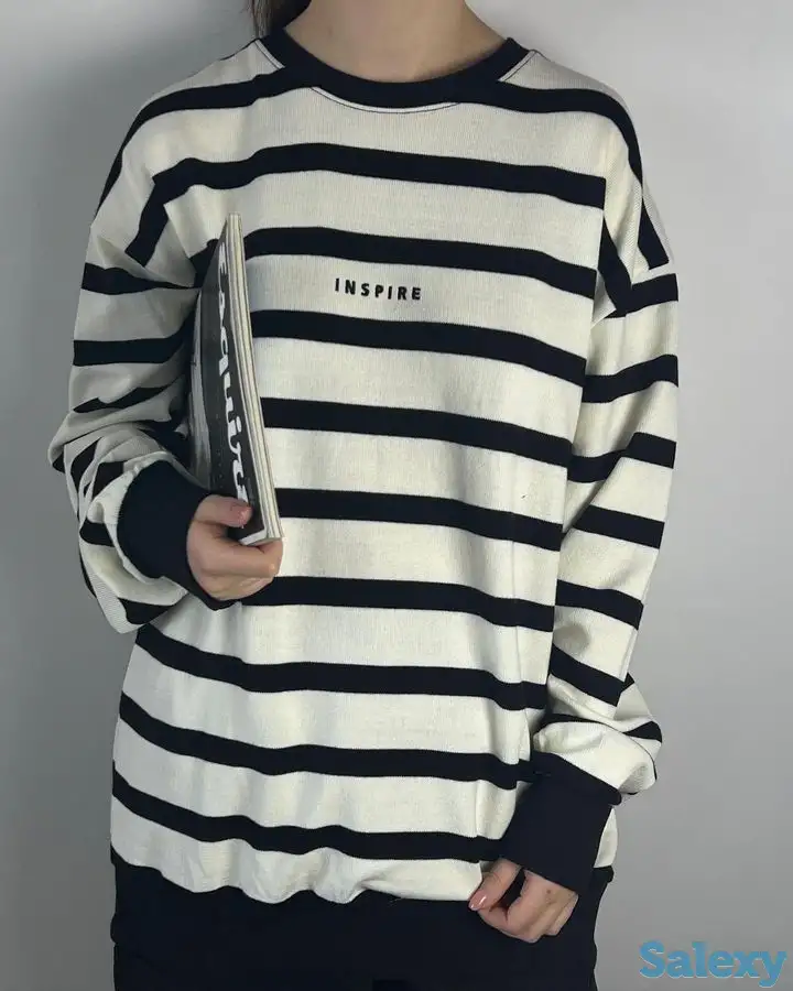 Свитер в полоску для парней и девушек, фотография 1