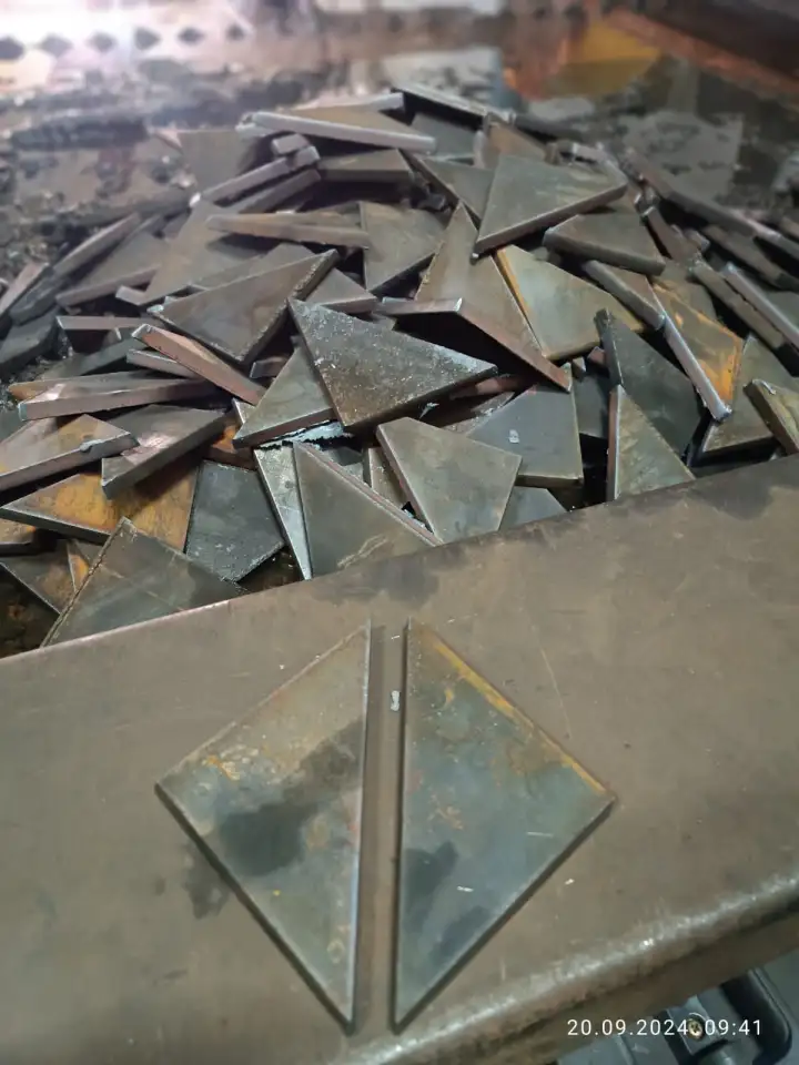 Стальные косынки для закладных изделий, фотография 1