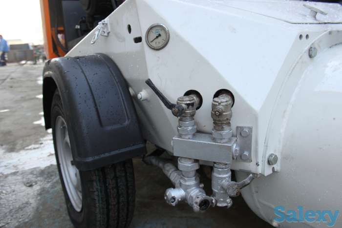 Пневмонагнетатель для стяжки пола, фотография 12