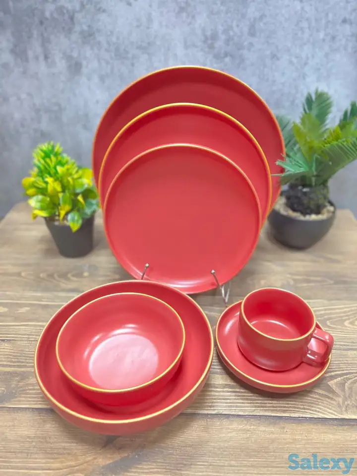 Малиновая чайно столовая посуда Vassila, фотография 1