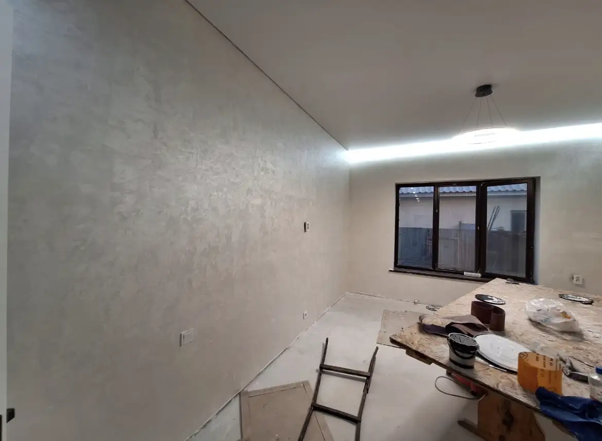 услуги маляров недорого Алматы, фотография 1