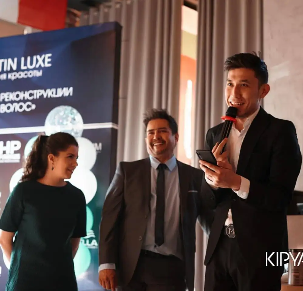 Ведущий, фотография 1