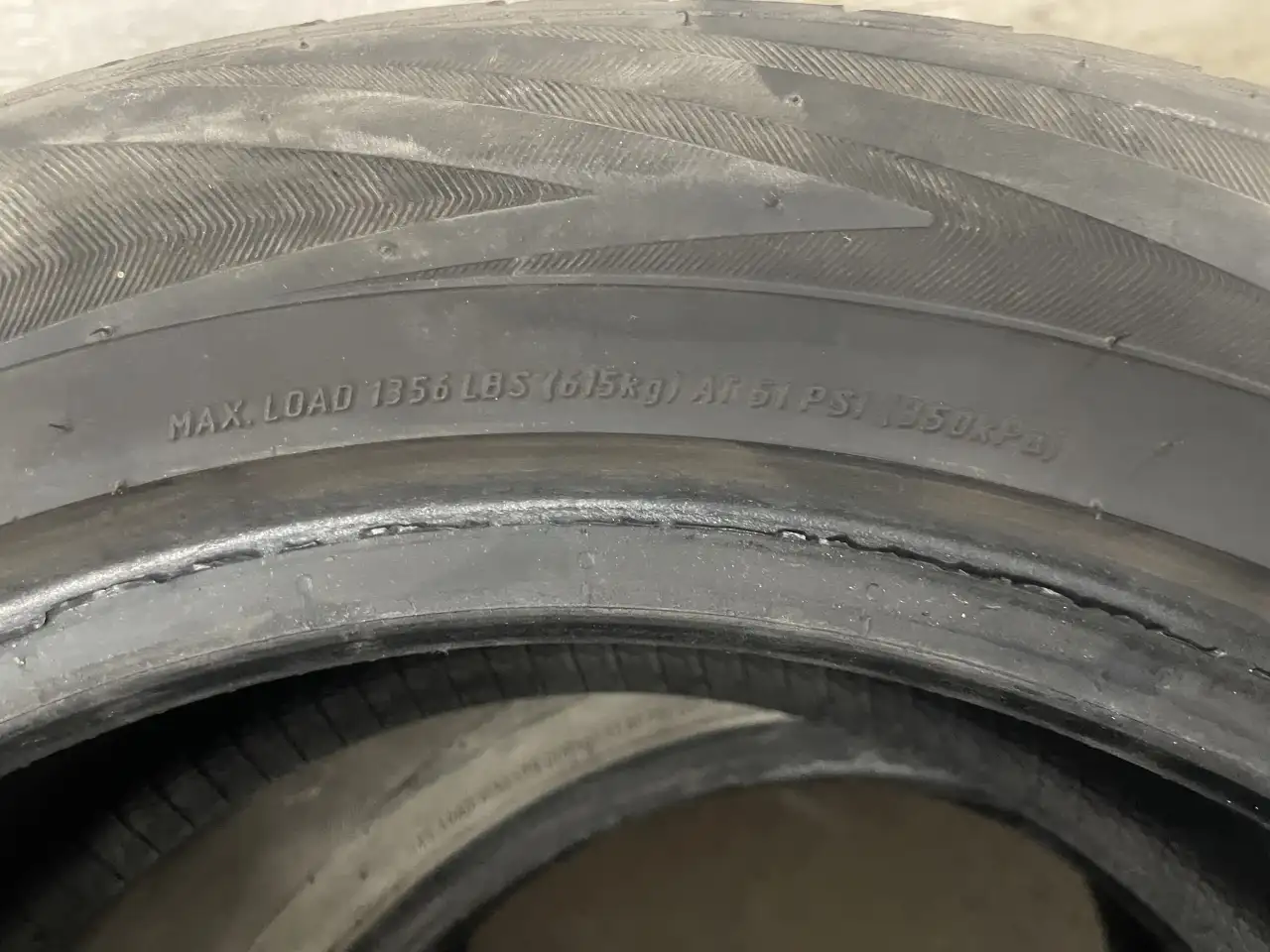 Автошины Radial 20555R16 V130, фотография 2