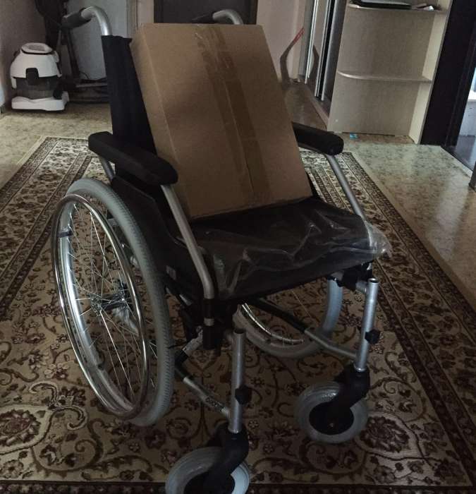 Продам новую инвалидную коляску, фотография 1