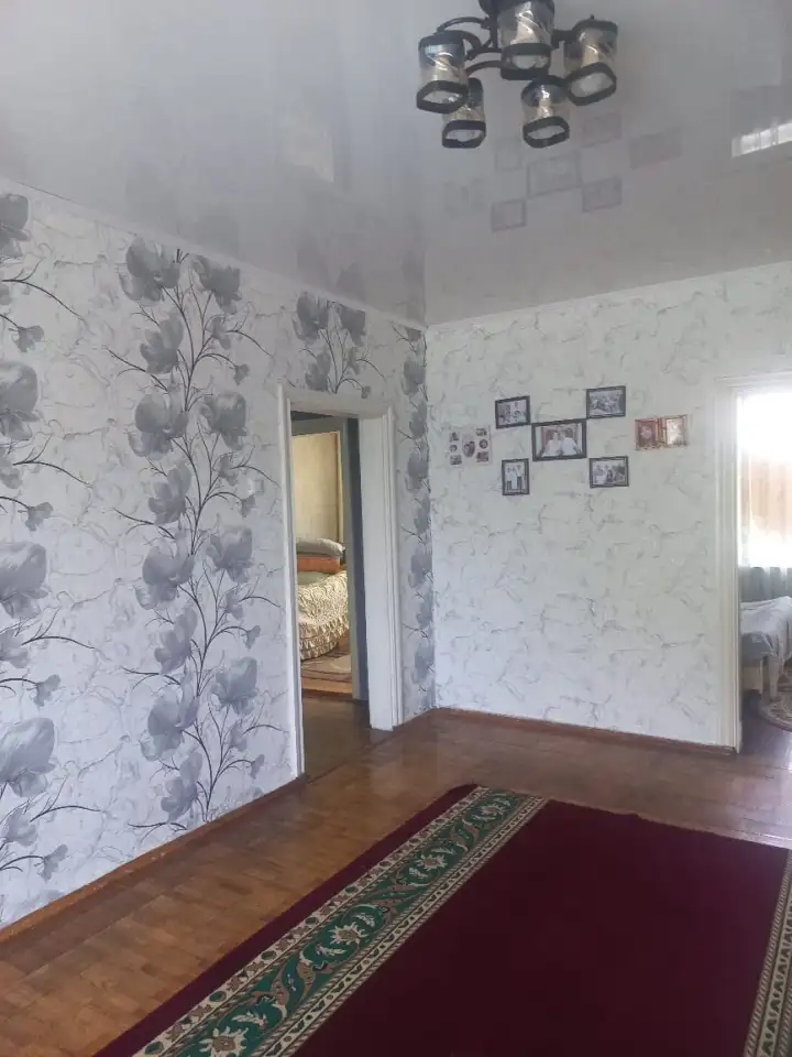 В Городе Талгаре срочно продаётся дом трёх этажный тёплый., фотография 2