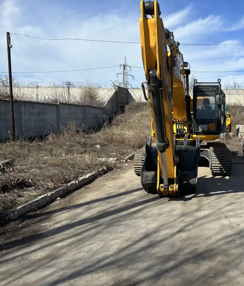 Гусеничный экскаватор JCB NXT215LC, фотография 3