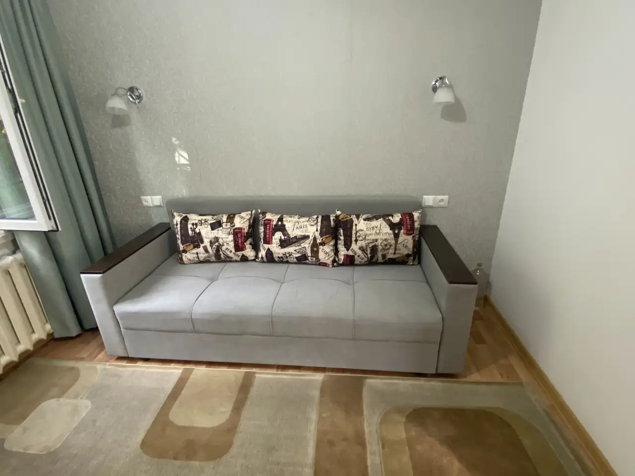 Продается диван серого цвета, фотография 1