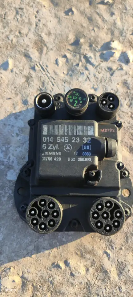 Коммутатор 3.0L 104 мотор на Мерседес E300 W124, фотография 1