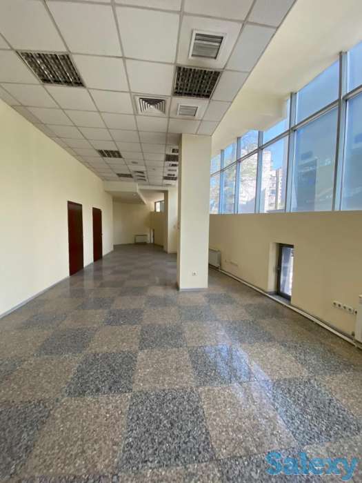 Помещение 226 кв.м на первой линии ул. Толе Би, фотография 2