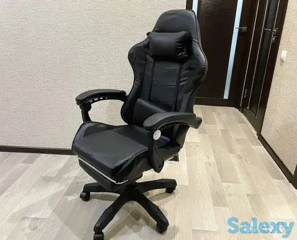 Игровое кресло, фотография 1