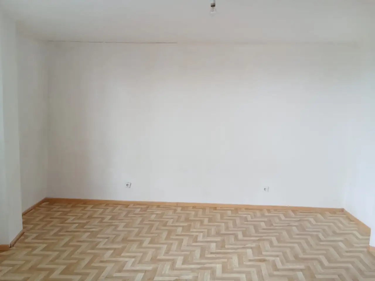 Продам 1 ком.кв от Хозяйки перегорождена пластиком как 2-хкомнатная заот Хозяйки квартиры. Торг уместен., фотография 7