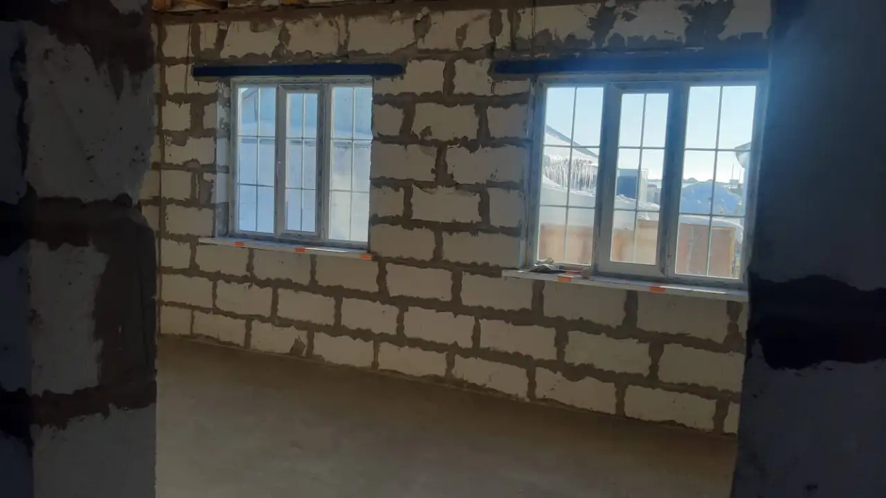 Город Астана Продам дом по адресу  Жибек жолы, Александровка  8 мкр, 7 улица. 6 соток. Квм2 дома 145, 5-х комнатная к, фотография 5