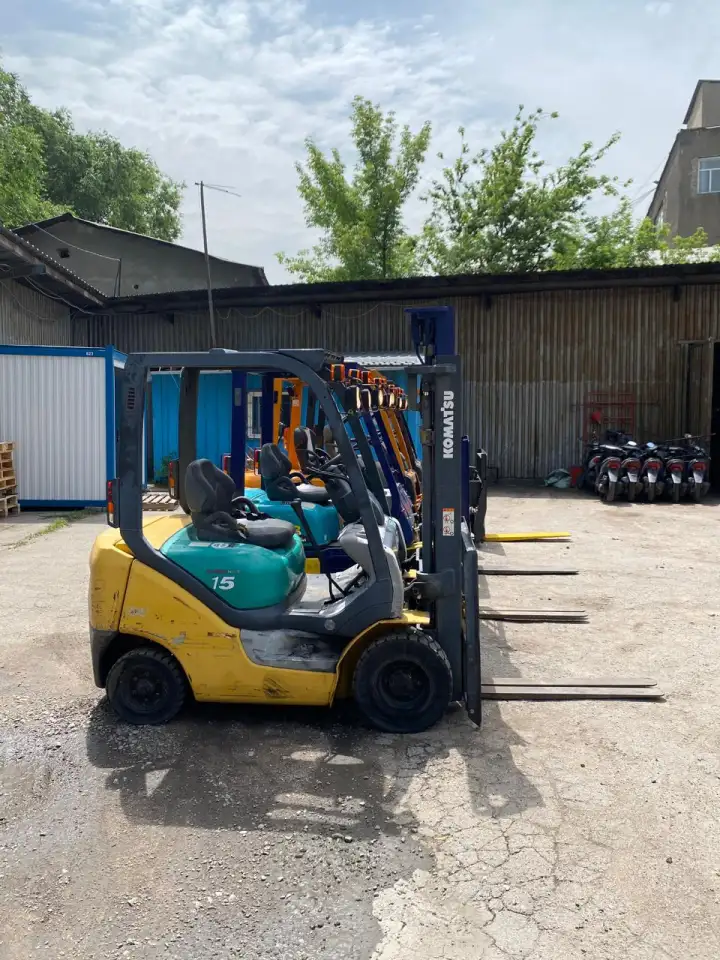 Вилочный погрузчик Komatsu FG15C16 из Японии, фотография 3