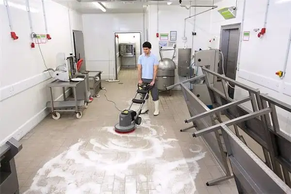 Уборка производственных помещений, фотография 1
