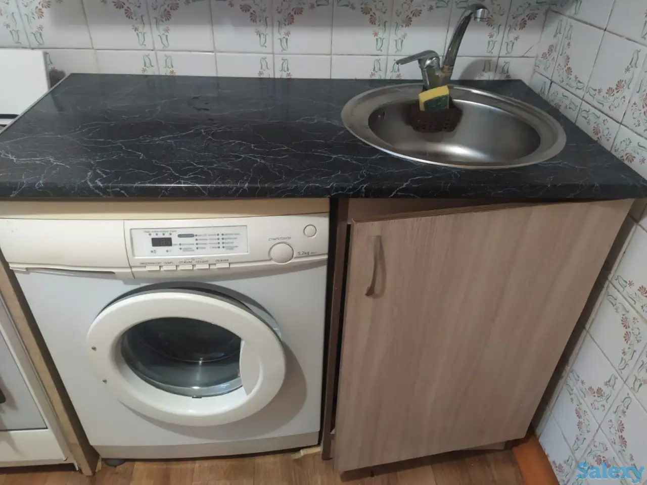 Продам столешницу с мойкой, фотография 1